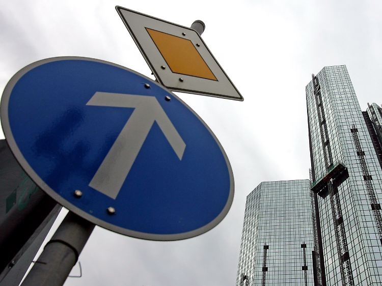 Die Deutsche Bank fährt gut durch die Krise.