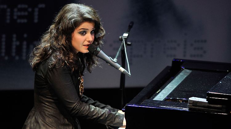 Katie Melua gelingt 2004 ihr internationaler Durchbruch.
