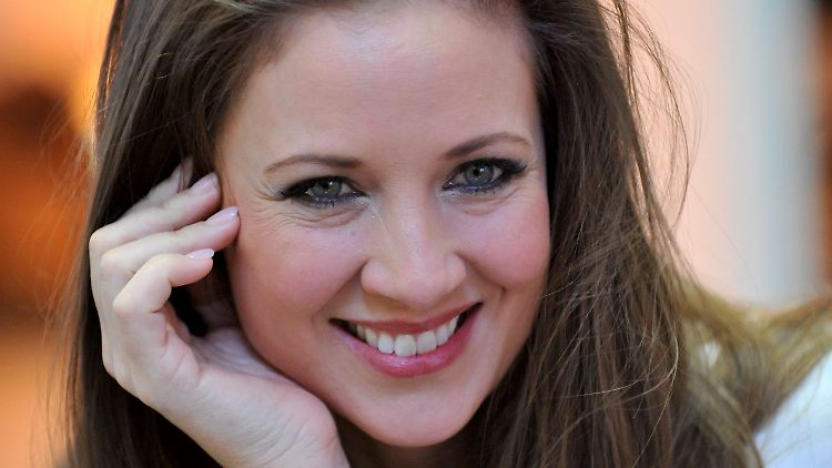 Seit 2005 solo: Dana Schweiger.