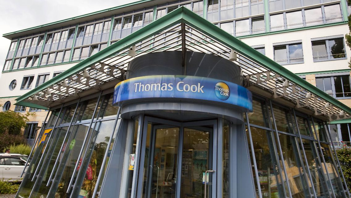 "Air Marin" gehört zum Reisekonzern Thomas Cook.