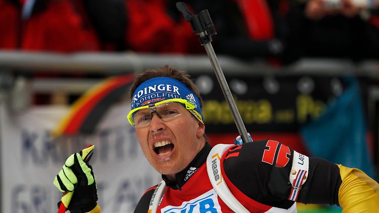 Gold war so nah, am Ende wurde es nur Platz vier für Andreas Birnbacher. Auch Teamkollege Arnd Peiffer vergab beim letzten Schießen seine exzellenten Medaillenchancen.