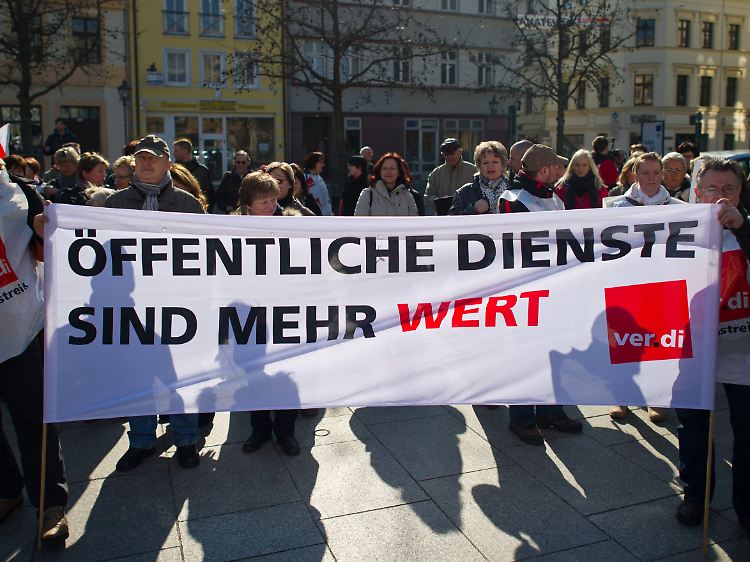 Die Streikenden wollen 6,5 Prozent