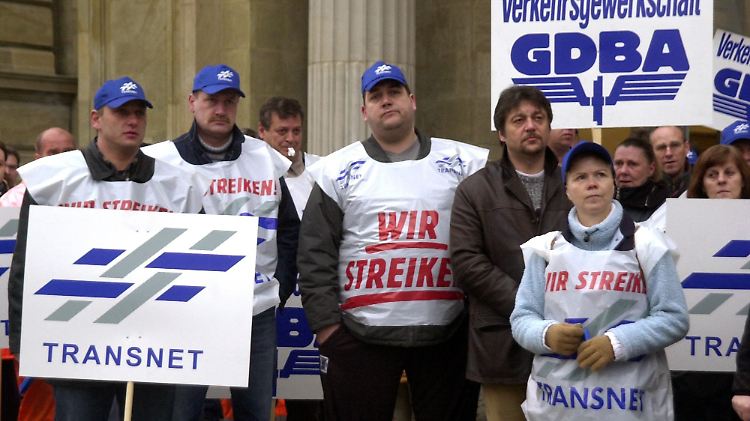 Kämpfen künftig unter einem Namen: Die Bahn-Gewerkschaften Transnet und GDBA.