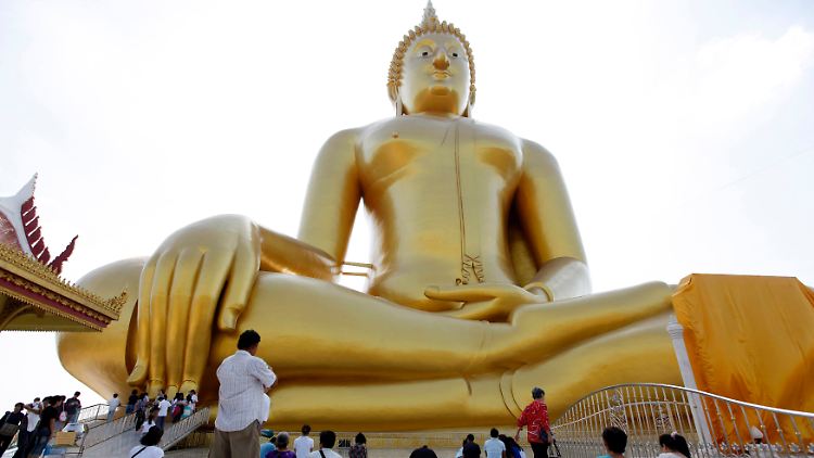 Jedes Jahr kommen Millionen Urlauber nach Thailand.