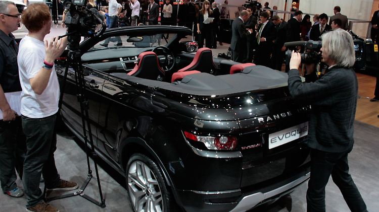 Die Idee des Evoque Cabrio ist nicht neu, sorgt aber dennoch für Wirbel auf dem Genfer Autosalon.
