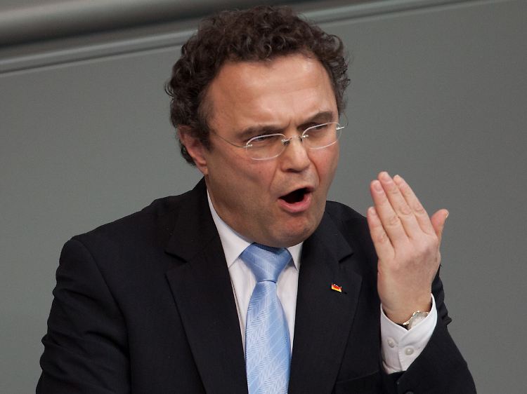 Innenminister Friedrich wirft Griechenland mangelnden politischen Willen im Kampf gegen illegale Einwanderung vor.