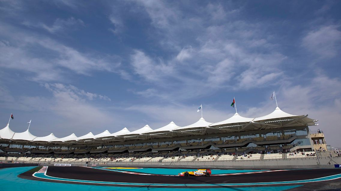 Schön anzusehen: Fernando Alonso auf dem Kurs in Abu Dhabi.