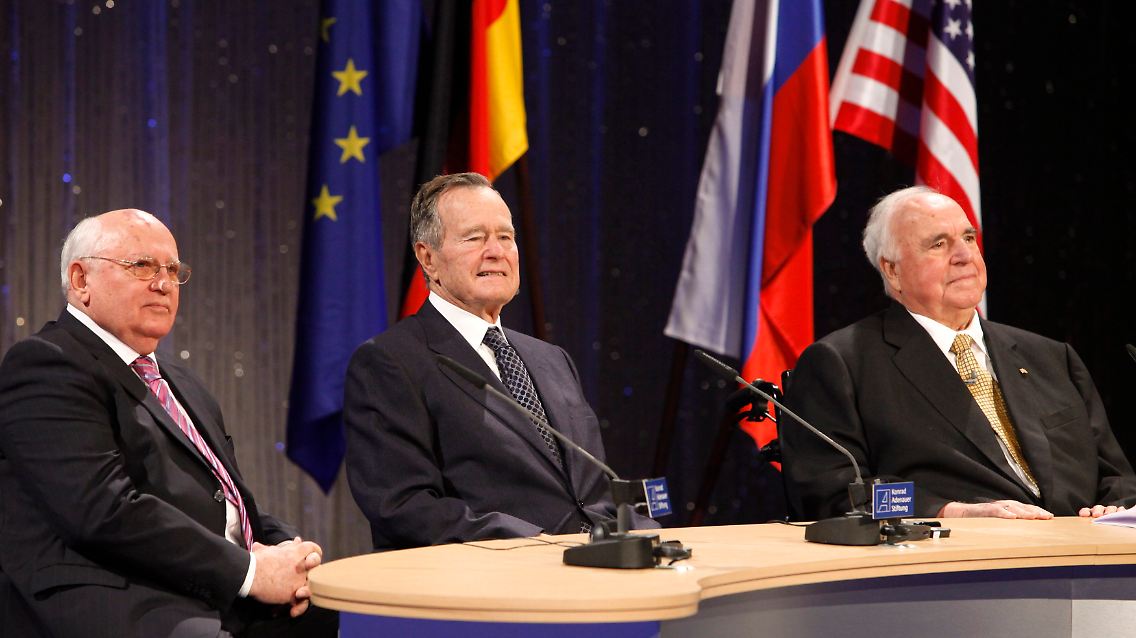 Mauerfall-Gedenkfeier: Kohl, Bush senior und Gorbatschow.