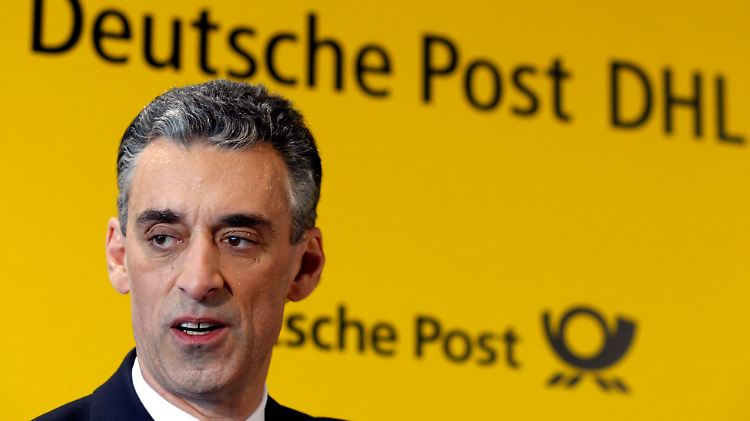 Der Chef der deutschen Post will Geld mit dem Online-Brief einnehmen.