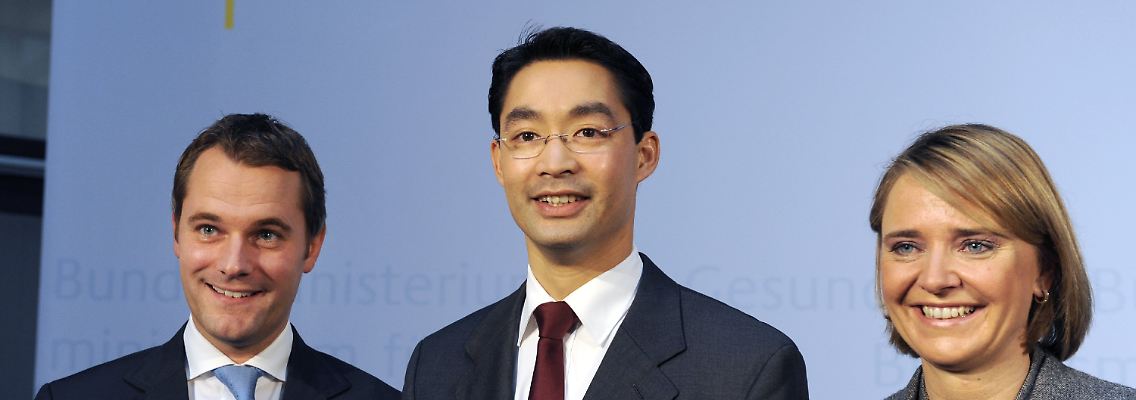 Die neuen Chefs im Gesundheitsressort: Minister Philipp Rösler (M.) und die Staatssekretäre Daniel Bahr (FDP) sowie Annette Widmann-Mauz (CDU).