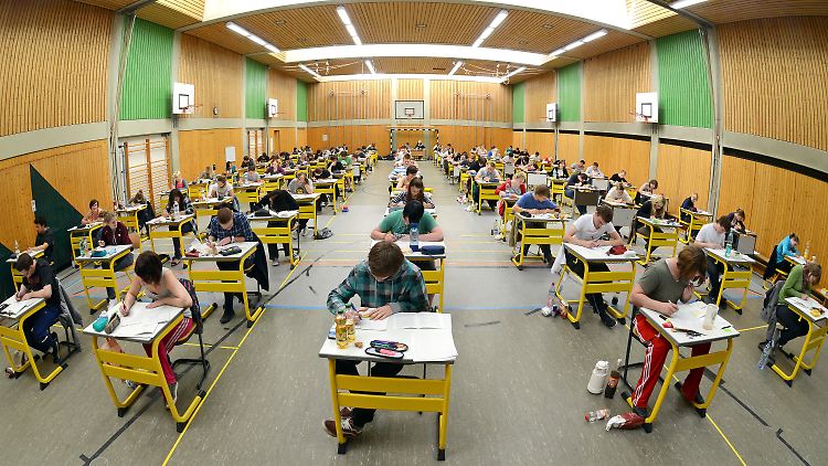 Ein gemeinsames Abitur für ganz Deutschland wird es nicht geben - nur vergleichbare Standards.