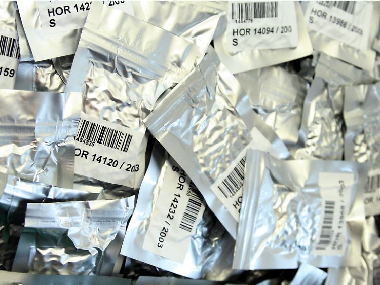 Vakuumiert und in Aluminium verpackt: So reisen die Samen nach Spitzbergen.