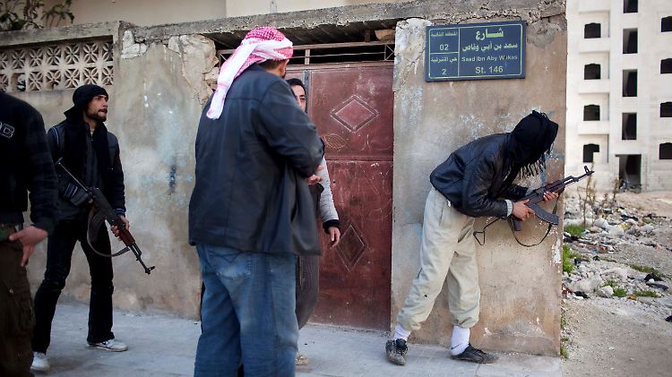 Aufständische kämpfen in Idlib.