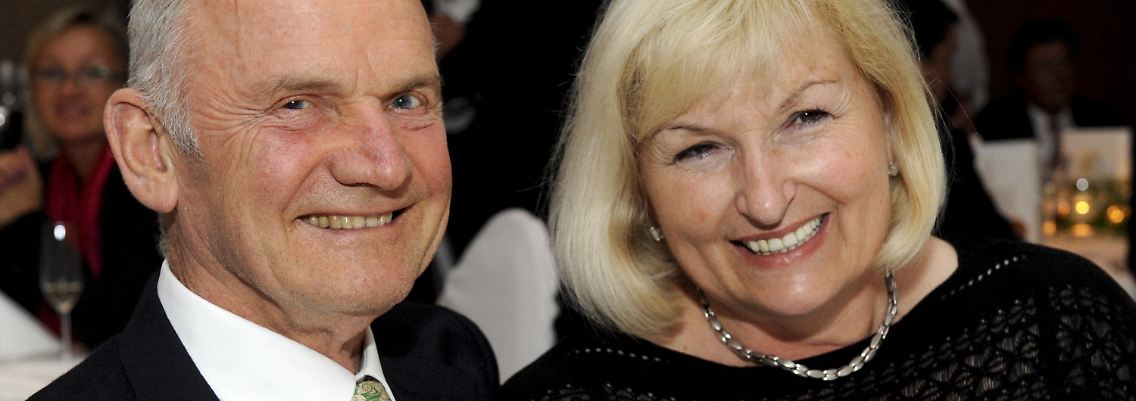 Künftig zu zweit in Wolfsburg: Ferdinand Piëch mit seiner Frau Ursula.