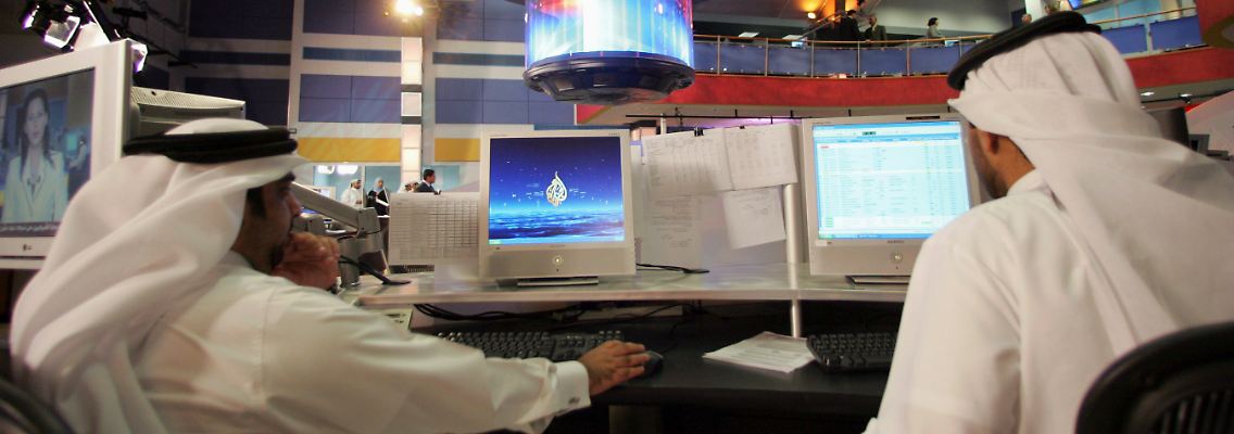 Al-Dschasira_control room.jpg