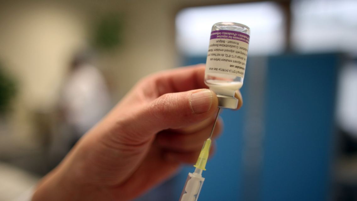 Mit der zunehmenden Ausbreitung des Virus' sind mehr Menschen bereit, sich impfen zu lassen.