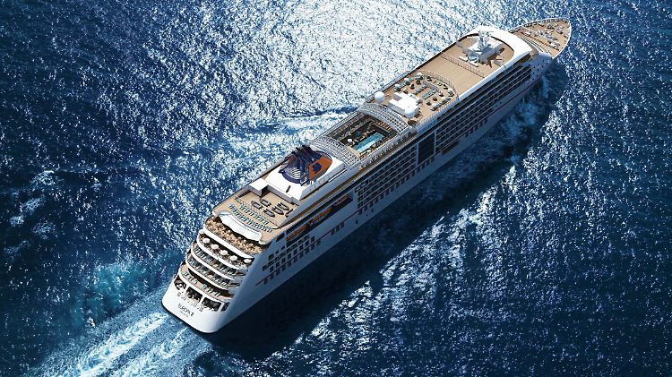Die "MS Europa 2" hat elf Decks, ausschließlich Suiten mit eigener Veranda und einer Mindestgröße von 28 Quadratmetern sowie dem insgesamt größten Platzangebot je Gast an Bord eines Kreuzfahrtschiffes.