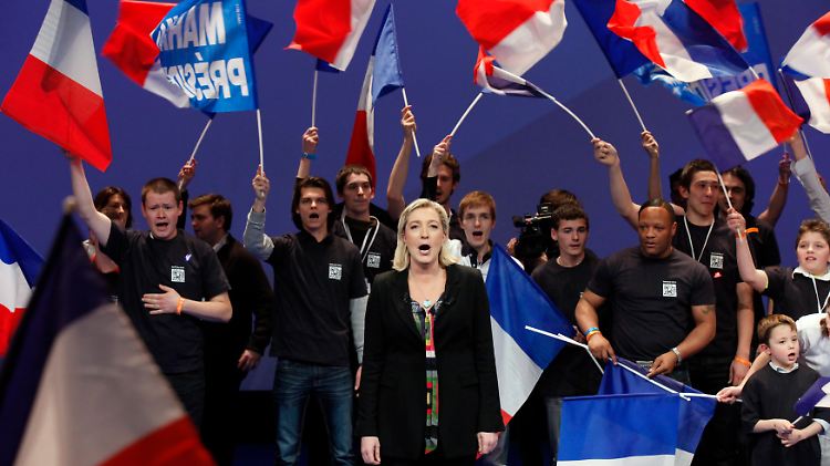 Marine Le Pen mag es nationalistisch. Die Kandidatin des Front National will die Währung Franc wieder einführen.