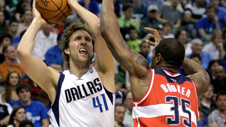 Kommt auf 27 Punkte: Dirk Nowitzki.