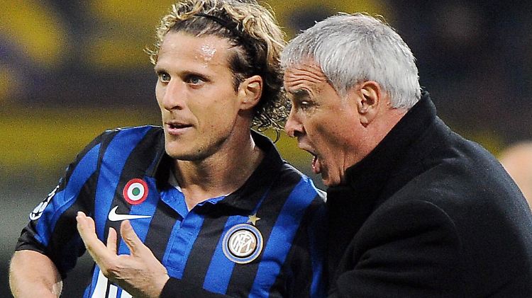 Ende der Zusammenarbeit? Inters Trainer Claudio Ranieri und Stürmer Diego Forlan.