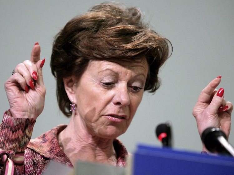 Kühle Reaktion der Wettbewerbshüterin: Neelie Kroes nimmt die GM-Entscheidung "zur Kenntnis".