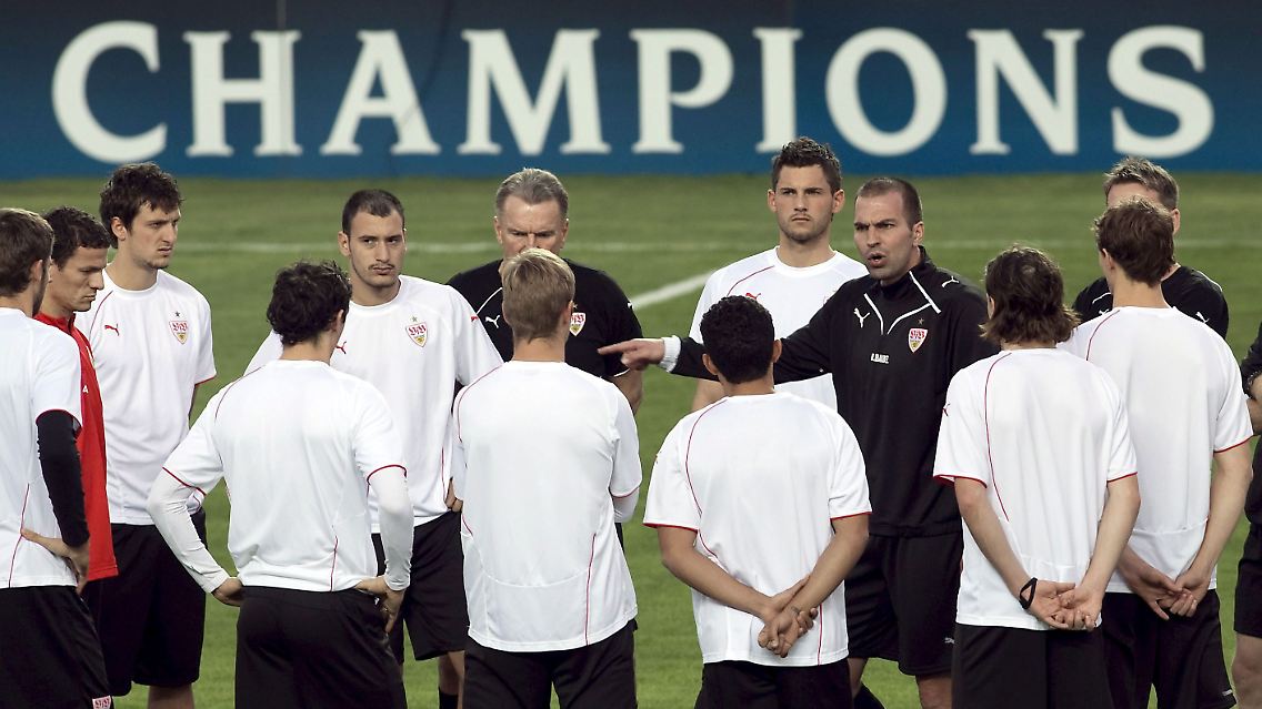 Markus Babbel wird in Sevilla keine Spieler für die Bundesliga schonen.