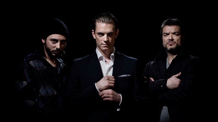Das Trio Infernale: Jorge (Matias Padin Varela), Jo (Joel Kinnaman) und Mrado (Dragomir Mrsic, v.l.).