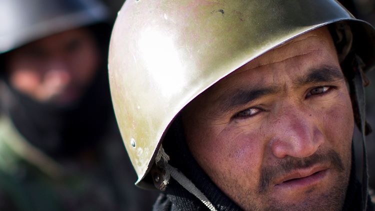 Sie sollen künftig für Sicherheit sorgen: Soldaten der afghanischen Armee.