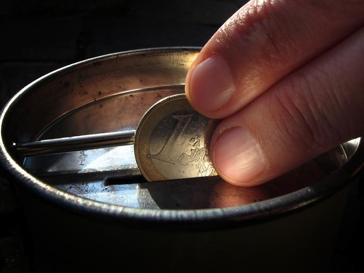 2011 ging die Zahl der Spender insgesamt zurück. Dafür stieg die Häufigkeit der Spenden.