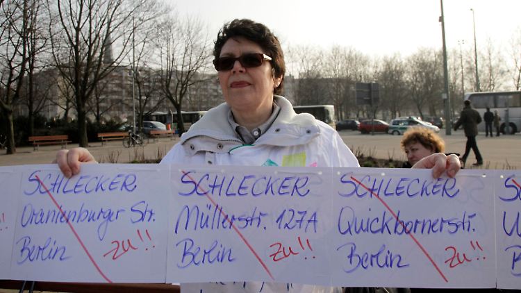 2012-03-15T165131Z_01_TOB17_RTRMDNP_3_SCHLECKER.JPG5779533207126237279.jpg