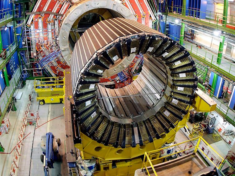 Cern - der größte Teilchenbeschleuniger der Welt.