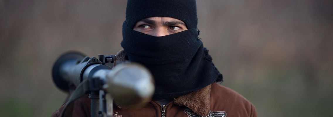 Noch ist die "Freie Syrische Armee" nur mit wenigen schlagkräftigen Waffen ausgestattet.