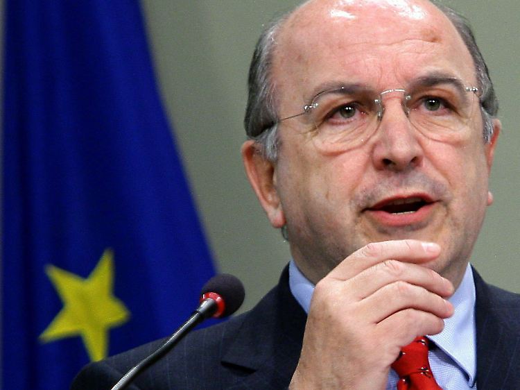 Joaquin Almunia will die Defizite so schnell wie möglich zurückgefahren sehen.
