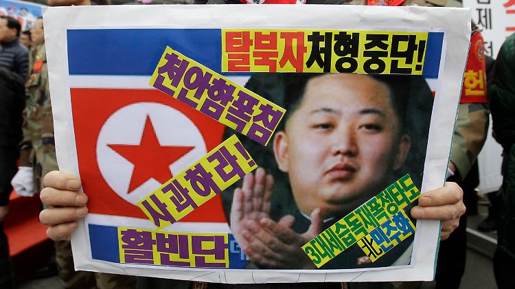 Südkoreanische Kriegsveteranen protestieren gegen die Militärpolitik des Nordens.