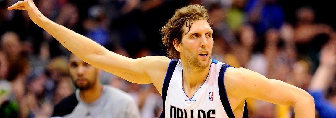 Topstar mit Topleistung: Dirk Nowitzki überzeugte gegen San Antonio als Scorer und Anführer.