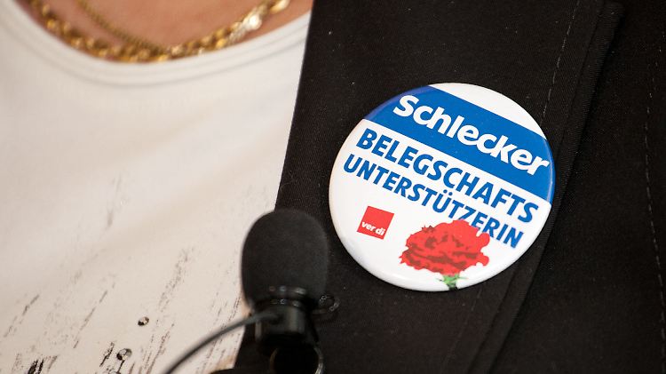 Noch ist unklar, wie viele Schlecker-Mitarbeiter ihren Job verlieren.
