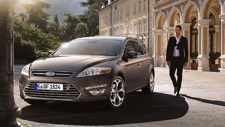 FordMondeoLuxury190312001.jpg