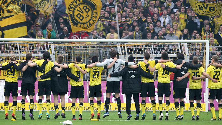 Schöner als in Dortmund kann man nicht feiern. Am Saisonende wollen sie das wieder mit dem Titel in der Hand tun.