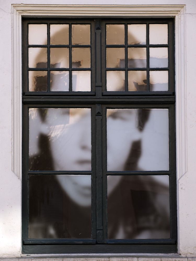 Die Ausstellung ist im ehemaligen Geschlossenen Jugendwerkhof Torgau untergebracht.