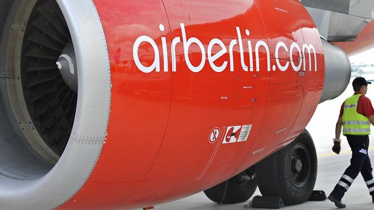 Air-Berlin-Maschine am Flughafen in München: Die Airline ist nun Mitglied der Allianz Oneworld.