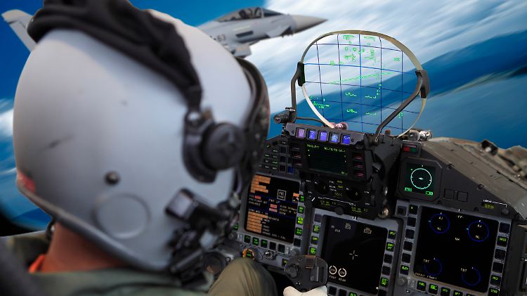 In nicht allzu ferner Zukunft werden Autos wie Kampfjets gesteuert werden.