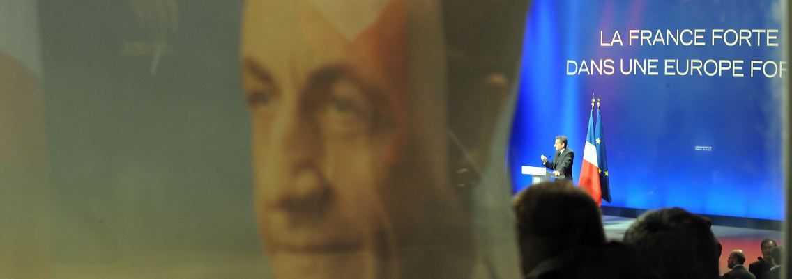Sarkozy präsentiert sich als starker Mann.