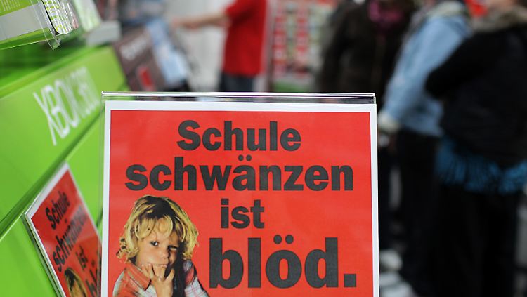 Die Stadt Wien ist ein Meister im Entwickeln ausgefallener Ämter. Nach einem Radfahr- gibt es nun auch einen Schulschwänz-Beauftragten. Als nächstes ist ein Zuständiger für Fußgänger geplant.
