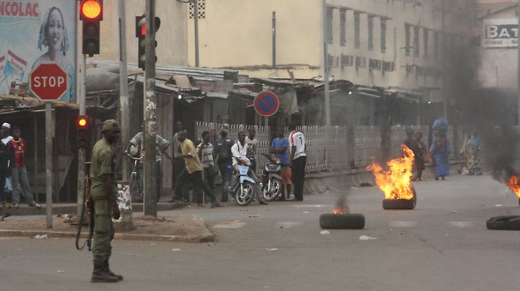 Die Lage in der Hauptstadt Bamako ist noch unübersichtlich. Die Grenzen des Landes sind dicht.