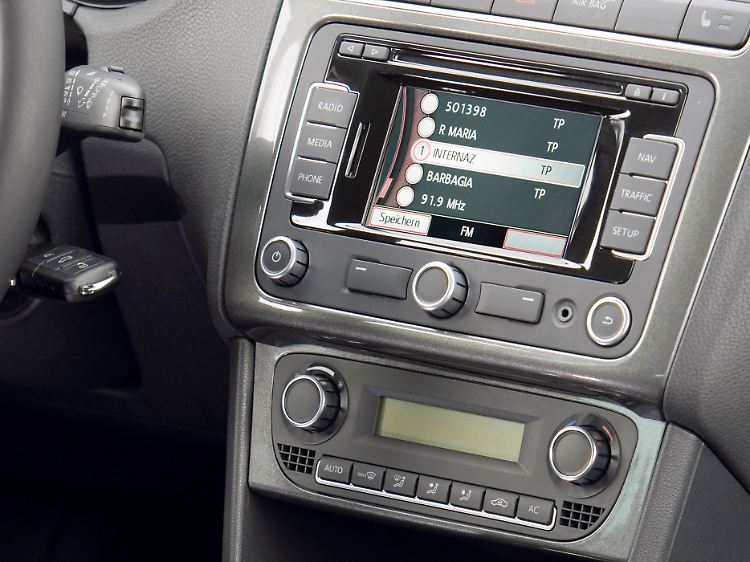 Die Technik im Auto wird immer vielfältiger. Nicht allen Autofahrern behagt das.