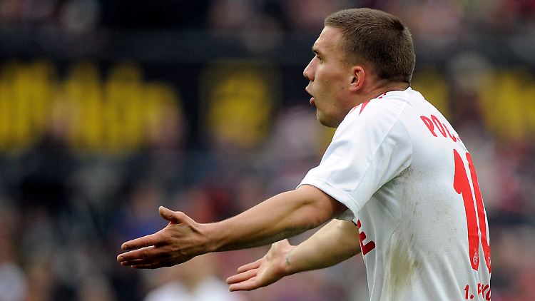 Lukas Podolski wurde gesperrt, obwohl er nichts gemacht hatte. Tatsachenentscheidung, sagte der DFB.