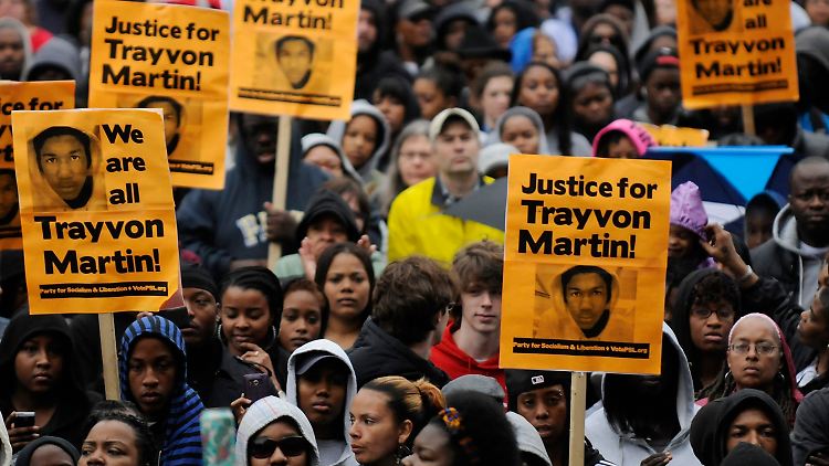 "Gerechtigkeit für Trayvon Martin" fordern die Menschen bei den Protesten in Washington.