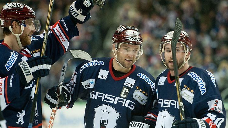 Meister Eisbären Berlin präsentiert sich gegen die Kölner Haie bislang meisterlich.