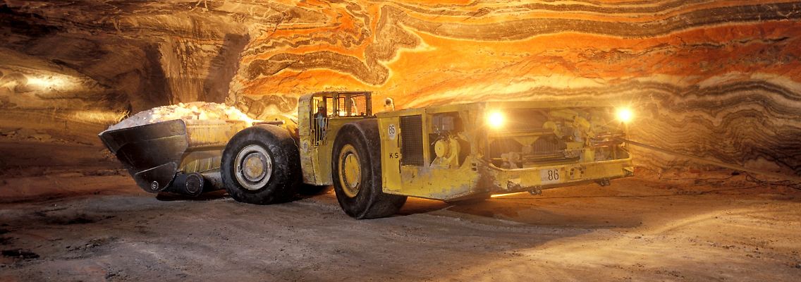 Tief unter den süd-westlichen Vorbergen des Harz bauen K+S-Mitarbeiter Kalisalz ab.