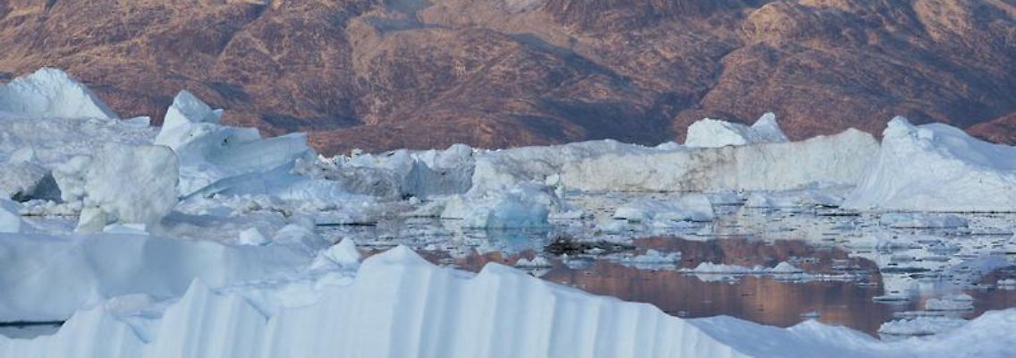 Die Eismasse über Grönland wird immer schneller immer kleiner.
